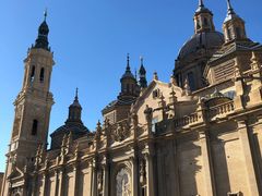 -皮拉尔圣母圣殿主教座堂