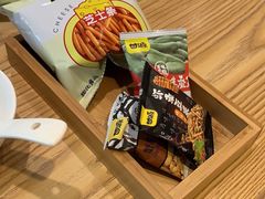 -小镇大厨新概念复合中餐厅(万达广场大连高新店)