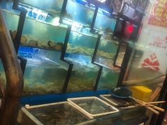 -老东镇啤酒屋海鲜加工·蒸汽海鲜·海鲜烧烤(台东店)