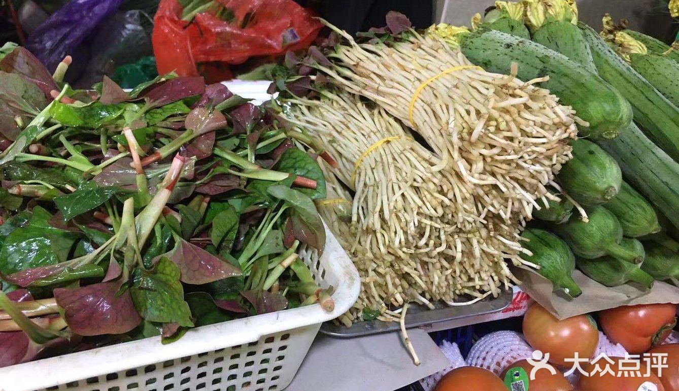 菜场美丽春季食物