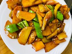 -东北菜冰城一家人