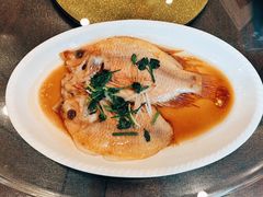 -洁神饭庄·海鲜·青岛菜·30年老字号(五四广场店)