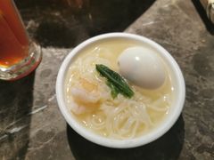 带大虾的长寿面-绿茶餐厅(天津天河城店)