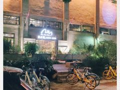 -more than meow吴止猫主题餐厅(承德 中船汇店)