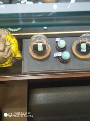-灵彩珠宝(朗香街店)