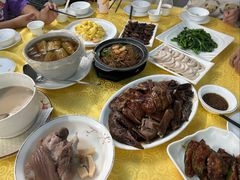 粉葛煲猪踭汤-海鲜街菜馆(海珠南路店)