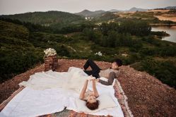 -雪中彩影婚纱摄影·微光艺术中心