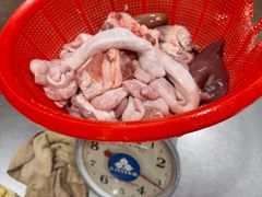 -标记美食新鲜猪杂(兴南大道店)
