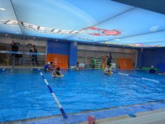 -戊辰亲子游泳俱乐部