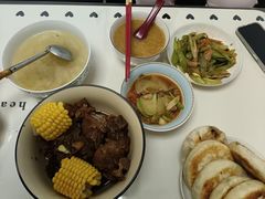 -天鹅到家·保姆月嫂育儿嫂(总店)