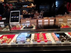 -Salon de The de Joel Robuchon(外滩18号店)