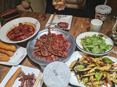 -叶派龙虾•招牌香辣蟹·海鲜(中海国际店)