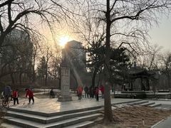 -元大都城垣遗址公园