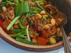 -八府香鸭·啫啫煲(华山路店)