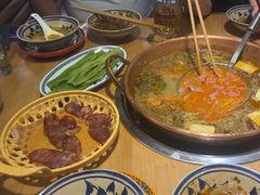-洱火云南酸菜牛肉火锅(石景山当代商城店)