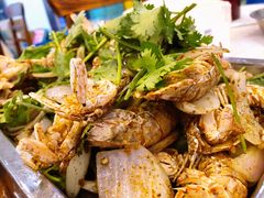 -曹胖子龙虾馆(黄桦路店)