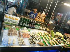 -六合夜市
