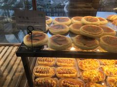 -Dough&Joe团憩(瑞虹天地月亮湾店)