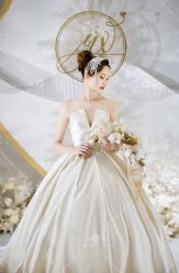 点击看大图 -三色锦婚礼定制