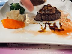 黑椒菲力配鹅肝-德大西餐社(云南南路店)