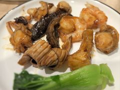 -日月昇渔家菜·海肠捞饭·大连海鲜(星海公园店)