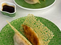 -品海楼·大连海胆锅贴馆(东港店)