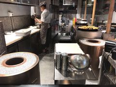 -巷内锅盔(西城都荟店)