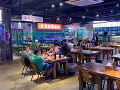 大堂-马路牙子地桌烤肉(工体店)