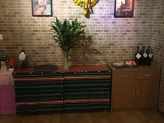 -忘忧草融合私房菜(红鼎国际店)