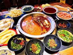 -沸炉重庆老火锅(军事博物馆店)