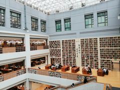 -公益图书馆(江南大学店)