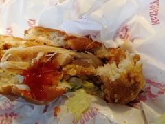 麦辣鸡腿堡金球版-麦当劳(磨子桥店)
