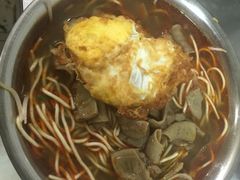 -薛记襄阳香辣牛肉面(平安路店)