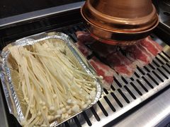 -臻牛烤肉