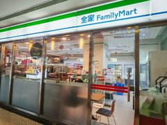 -全家便利店(金鱼胡同店)