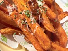 -JINNS锦时 steak&pizza(浸信会礼拜堂旧址店)