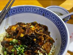 -沪西老弄堂面馆(定西路店)