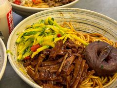 -梅溪·小伙子干挑面(安吉总店)