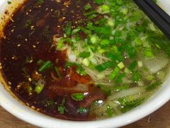 -牛一嘴·兰州牛肉面·大盘鸡(财富中心店)