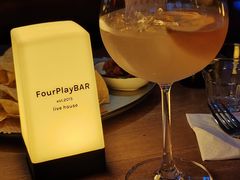 -FOUR PLAY BAR