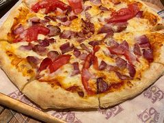 经典鲜茄培根披萨-玛格萝妮(汇智国际商业中心店)