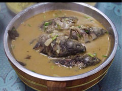 野生鲫鱼羹-姐妹食尚朴宿
