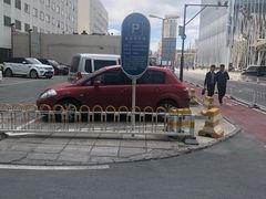 -国贸写字楼-1座地下停车场