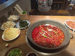 -萍姐火锅·公路夜市(武汉首店)