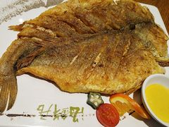 -赶海部落海鲜城(海阳路店)