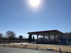 -窦店服务区-停车场