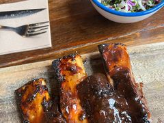 -Ribs & Burgers The Rocks