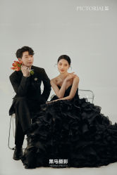 -黑马婚纱摄影
