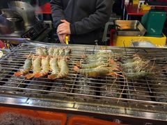 -六合夜市