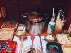 -独食火锅·半米屋台(直营总店)